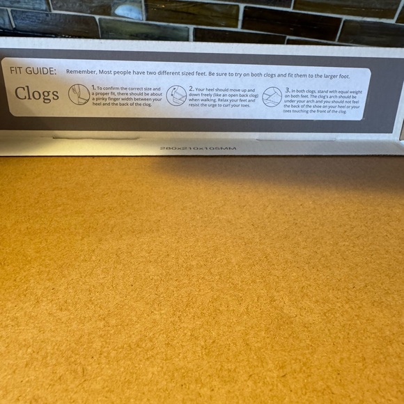 Dansko Black Leather Mary Jane Beatrice. Size 38.(8}. - Picture 11 of 11